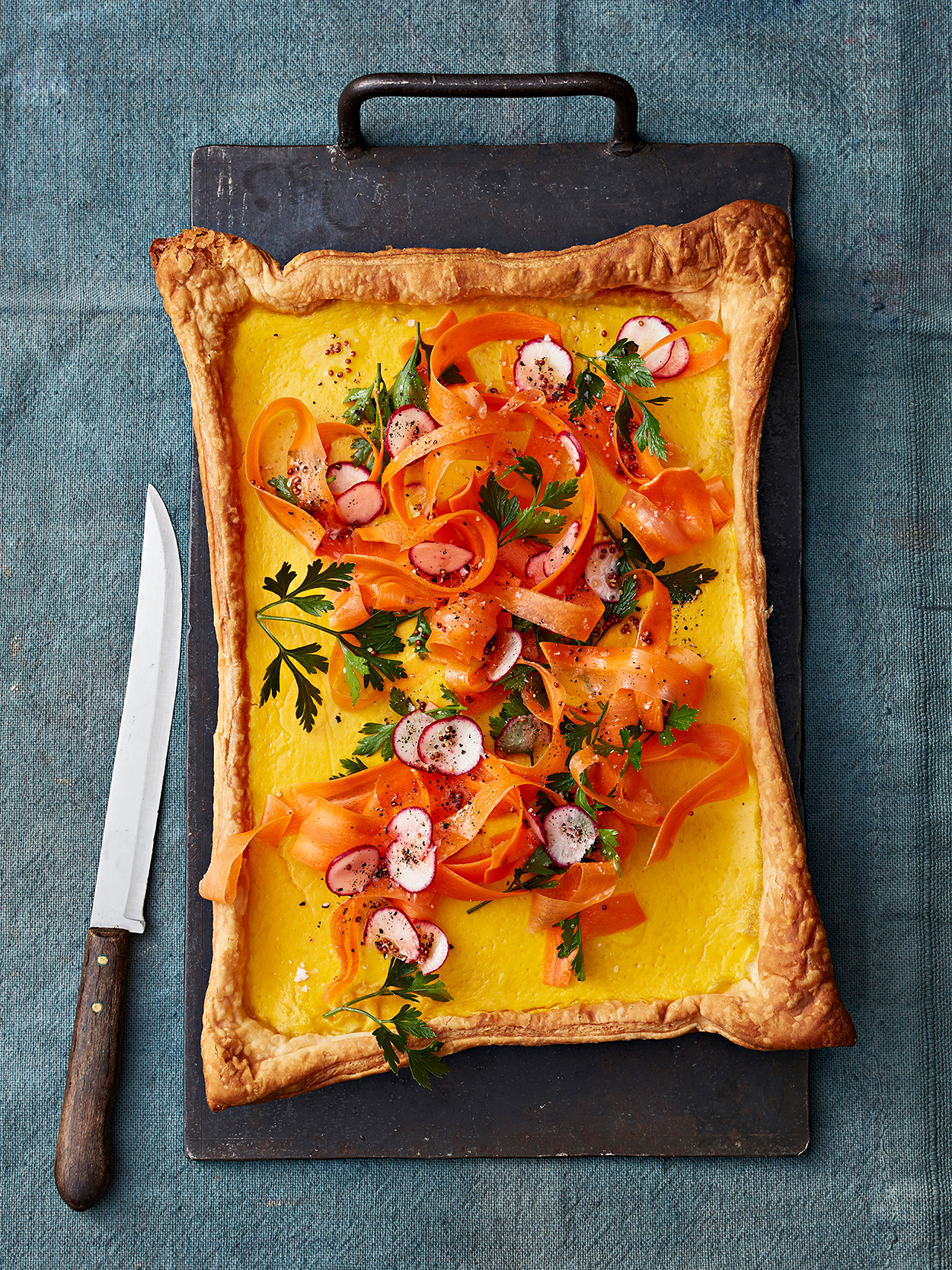 lennart-weibull_martha-stewart-living_220331_carrots_07